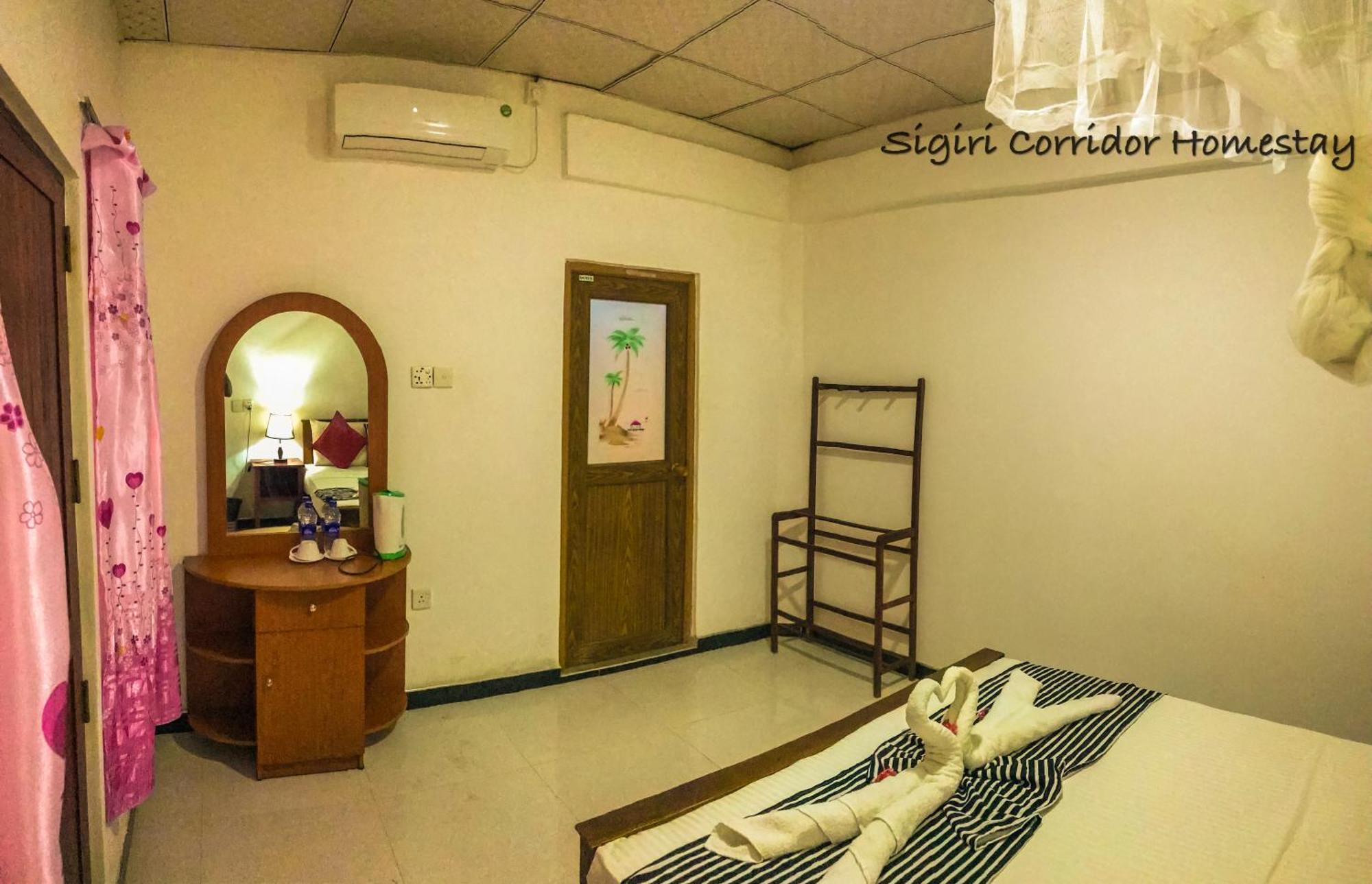 Sigiri Corridor Home Stay Сігірія Номер фото
